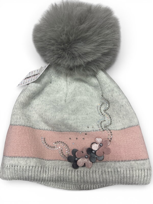 Čepička s bambulí 