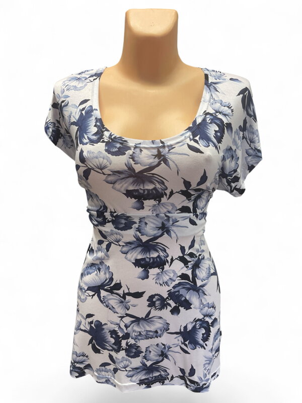 Bílá halenka květovaná